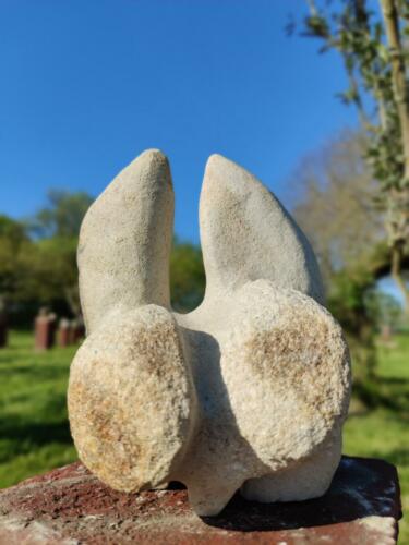Renouveau-2014-Pierre de Grès de Courgeoust-H.21 x l.17 x Prof.17 cms