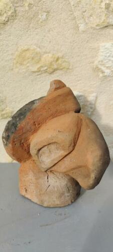 "Les Variations" -2021- Terre cuite - Argile de Courgeoust- H.18 x L.14 x P. 9,5 cms