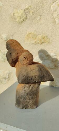 "Les Variations" -2021- Terre cuite - Argile de Courgeoust- H.20 x L.13 x P. 16,5 cms